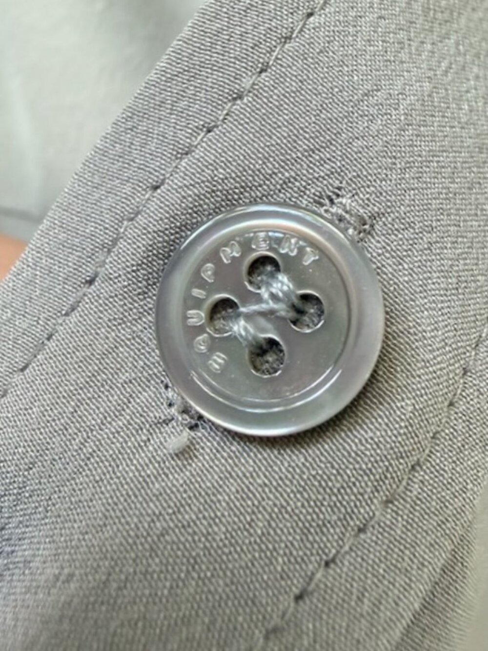 Equipment Femme Silk Signature Shirt Gray L - Picture 2 of 9
